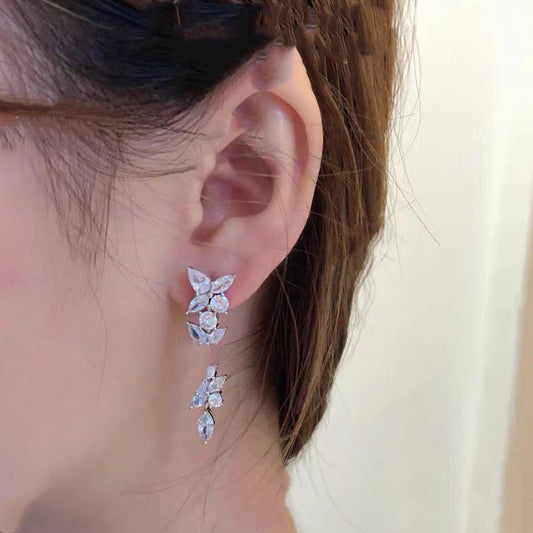 JaiDee Grace – 18K White Gold Moissanite Diamond Drop Earrings