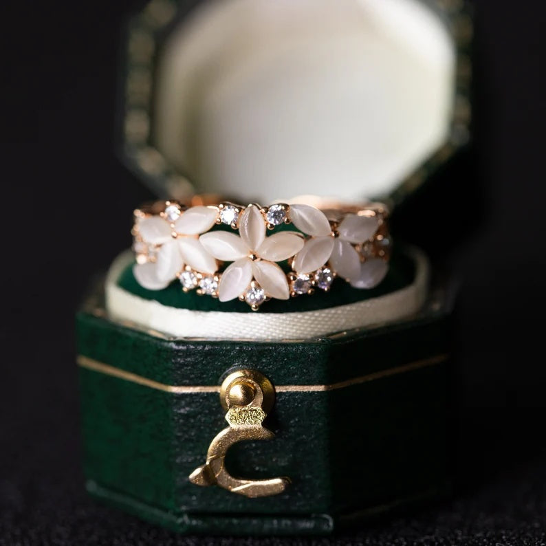 JaiDee Grace Floral Wedding Band – 18K/14K Gold & S925 Silver Diamond Ring for Women