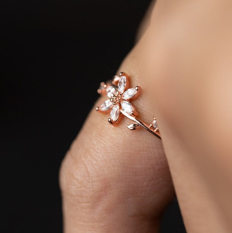 Floral Diamond Wedding Band – 14K/18K Gold & 925 Silver Setting