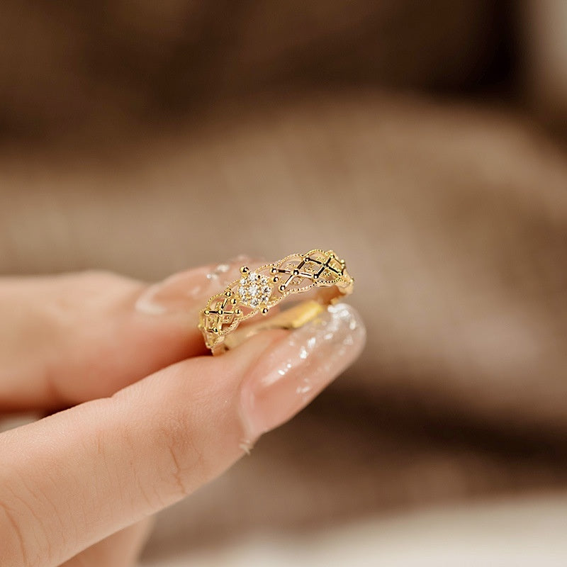 JaiDee Grace - 18K Pure Gold Eternal Weave Ring